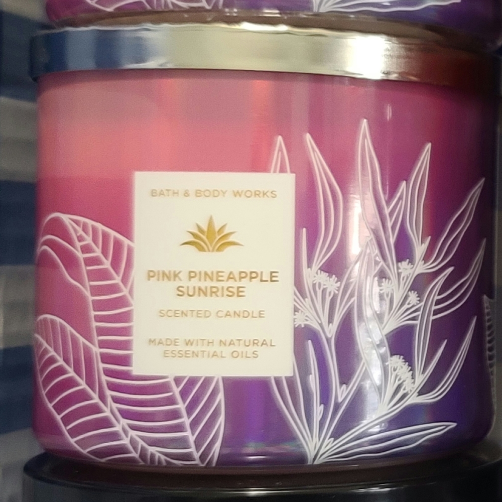 Bath and body works candle